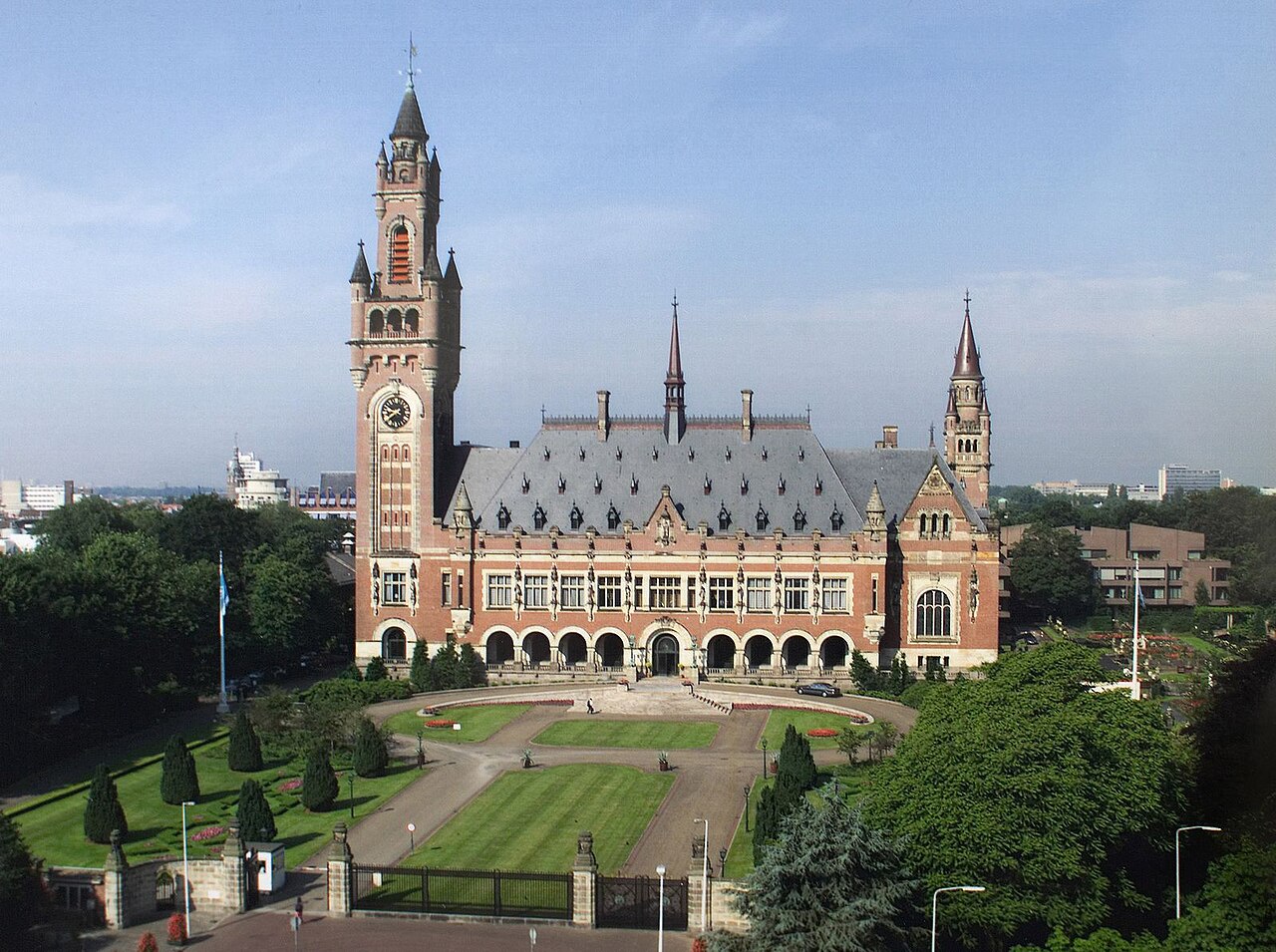 Vue extérieure du siège de la Cour internationale de justice